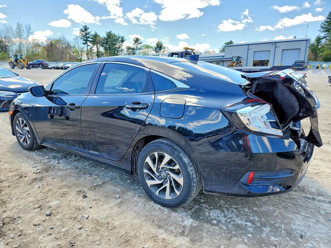 2017 Honda Civic Ex - Image 2