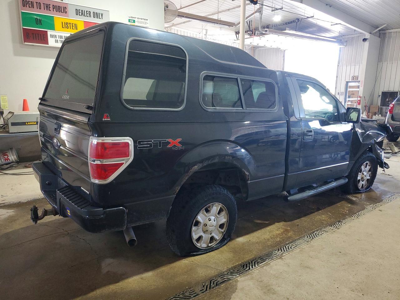 2013 Ford F150 - Фото 3