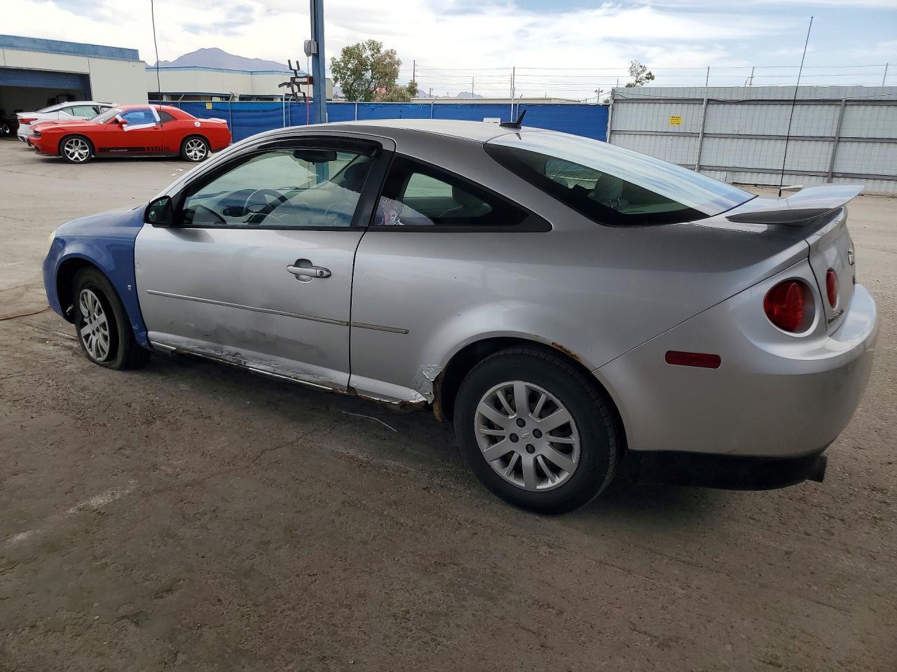 2009 Chevrolet Cobalt Ls - Image 2