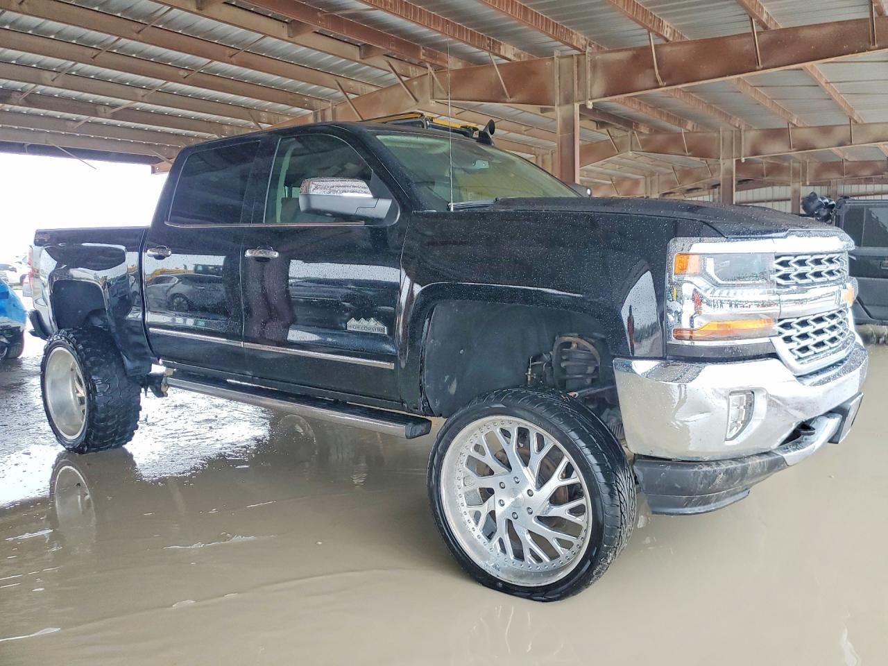 2016 Chevrolet Silverado K1500 High Country - Image 4