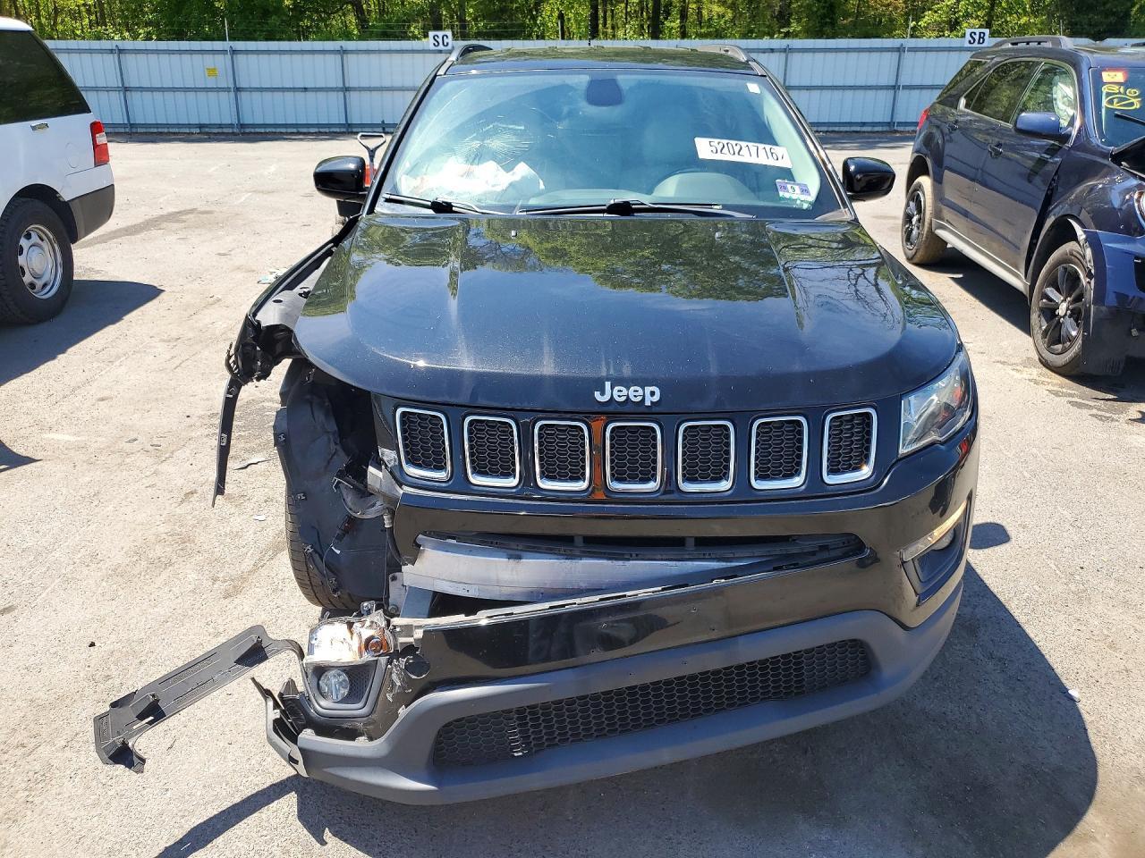 2018 Jeep Compass Latitude - Image 5