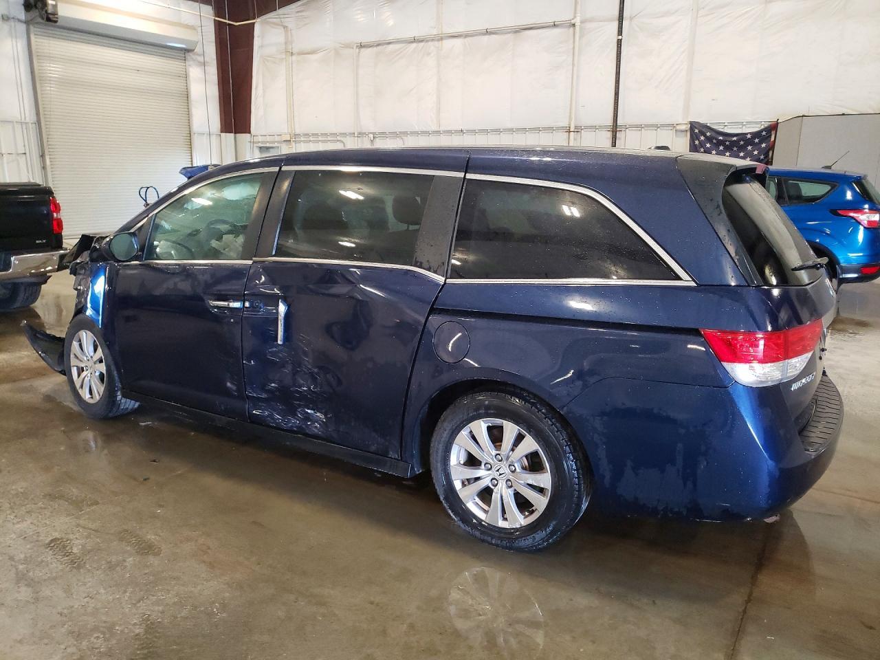 2016 Honda Odyssey Exl - Image 2