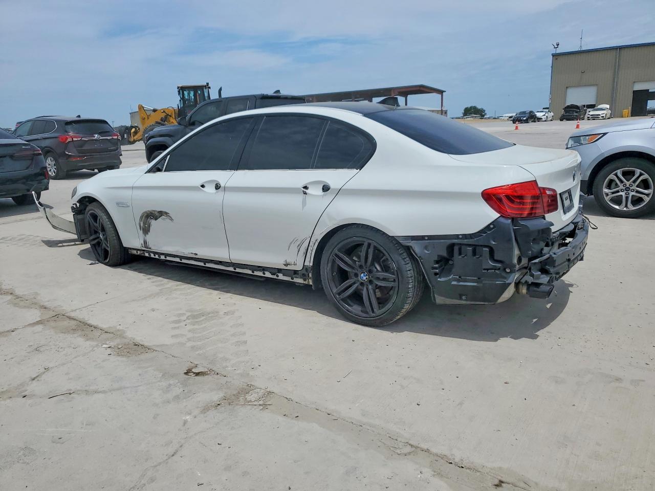 2016 BMW 535 I - Image 2