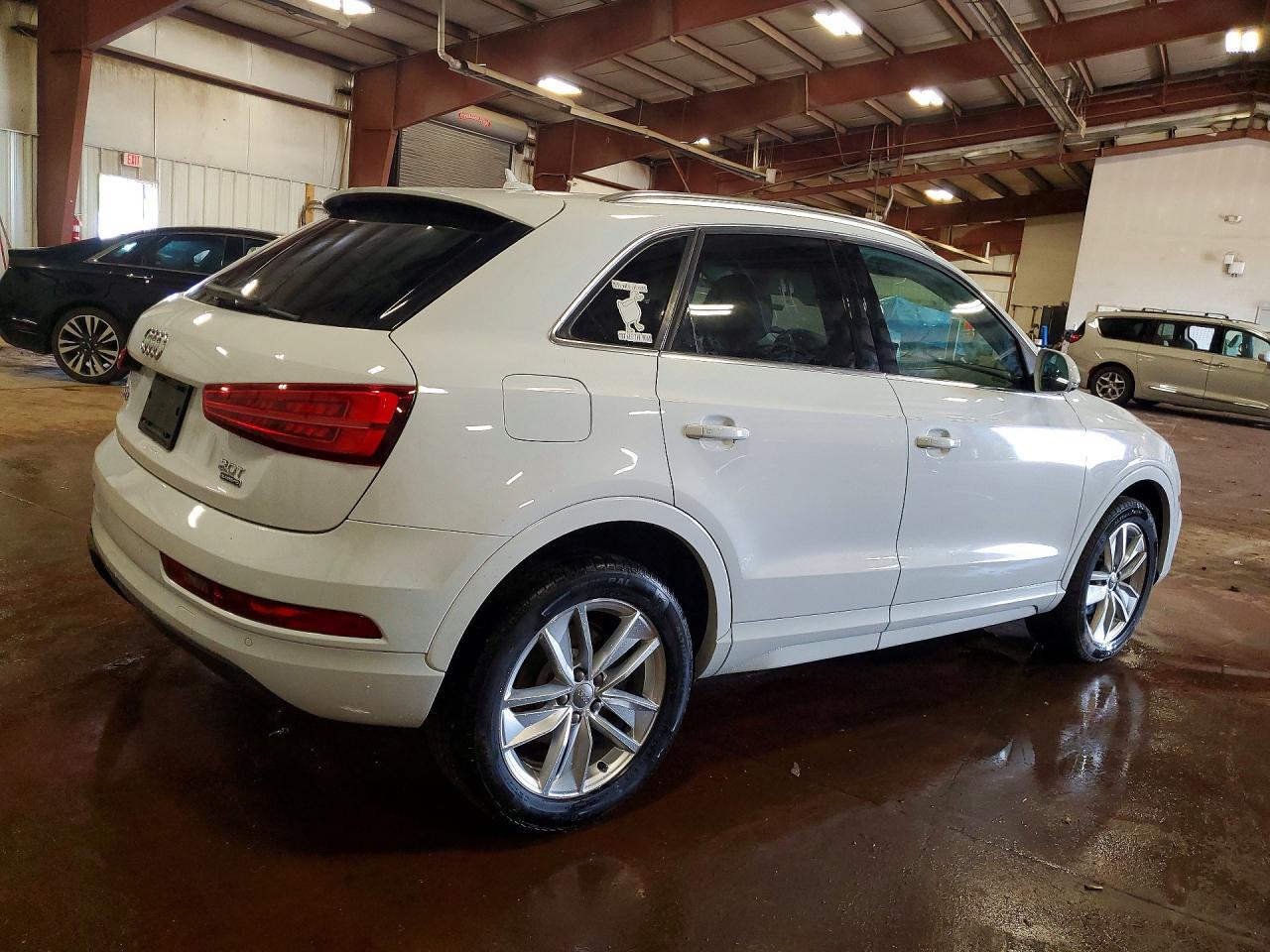 2016 Audi Q3 Premium Plus - Фото 3