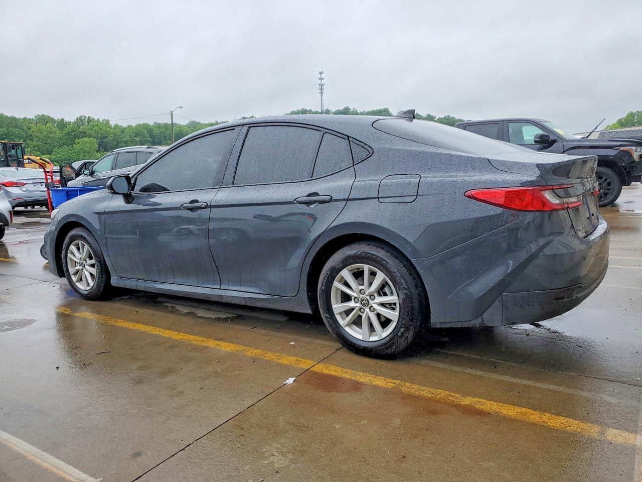 2026 Toyota Camry Le - Image 2