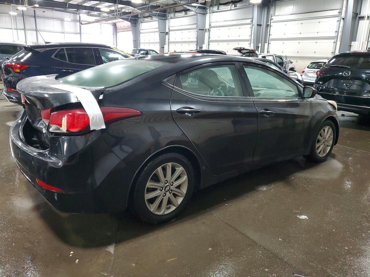 2016 Hyundai Elantra Se - Фото 3