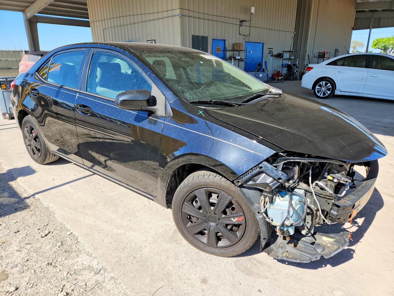 2016 Toyota Corolla Le - Image 4