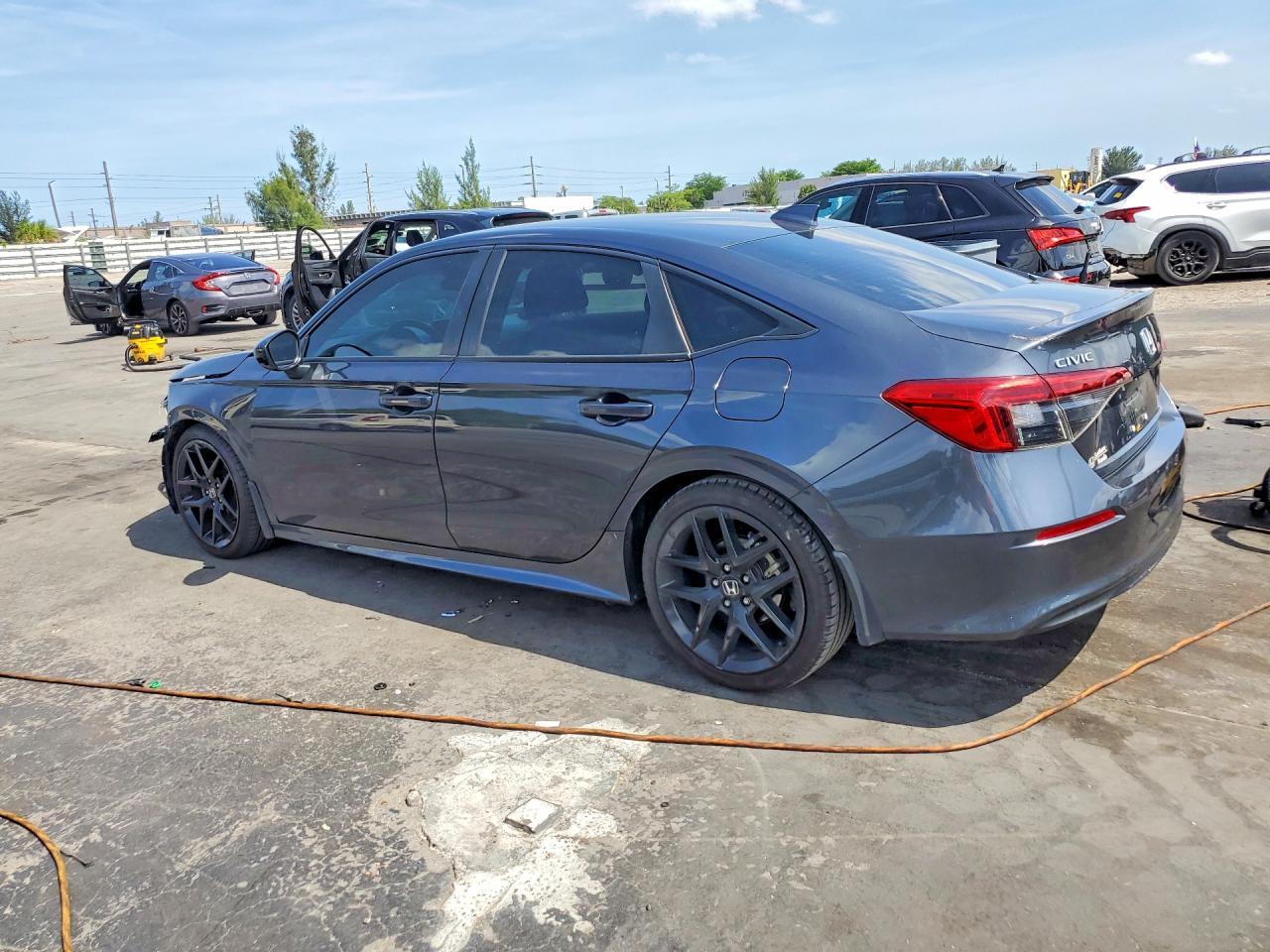 2023 Honda Civic Sport - Image 2