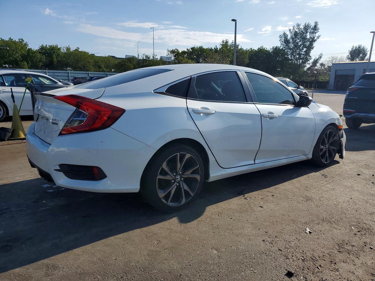 2020 Honda Civic Sport - Image 3