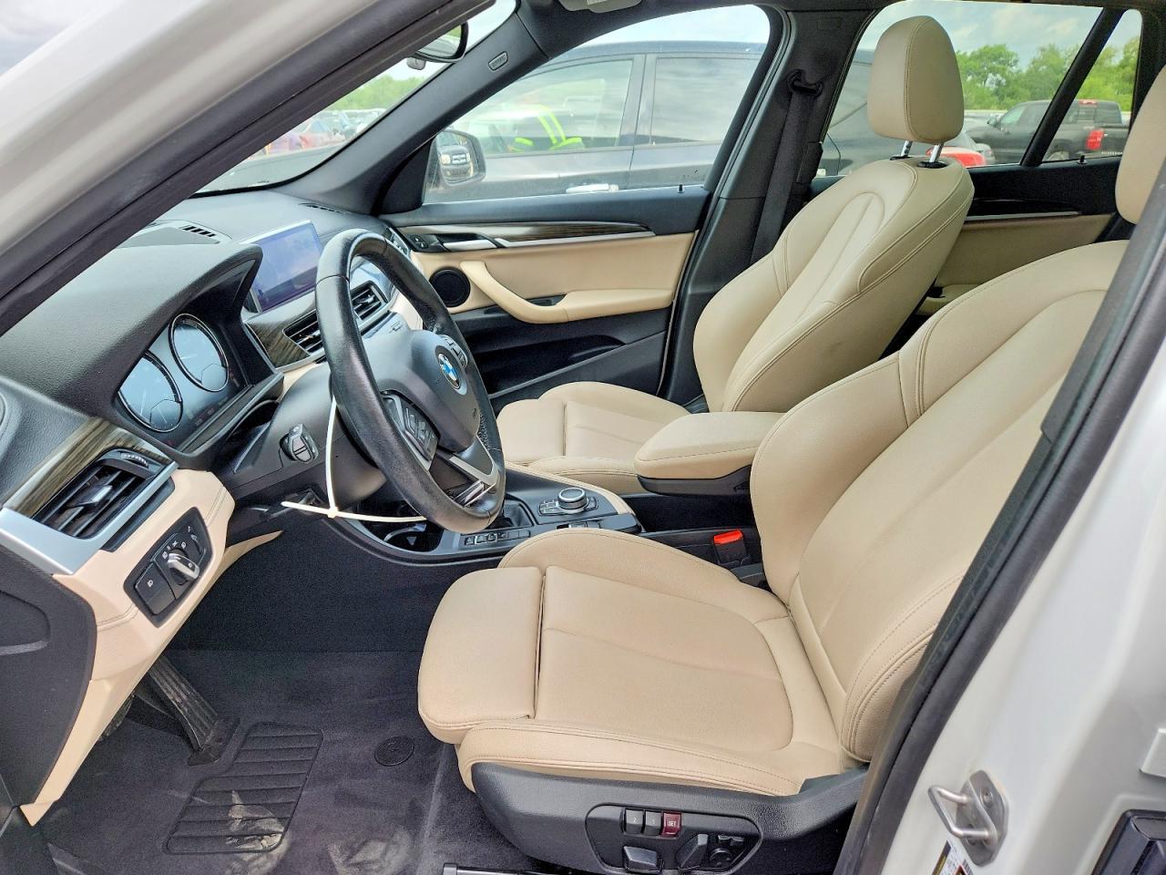 2020 BMW X1 Sdrive28I - Фото 7