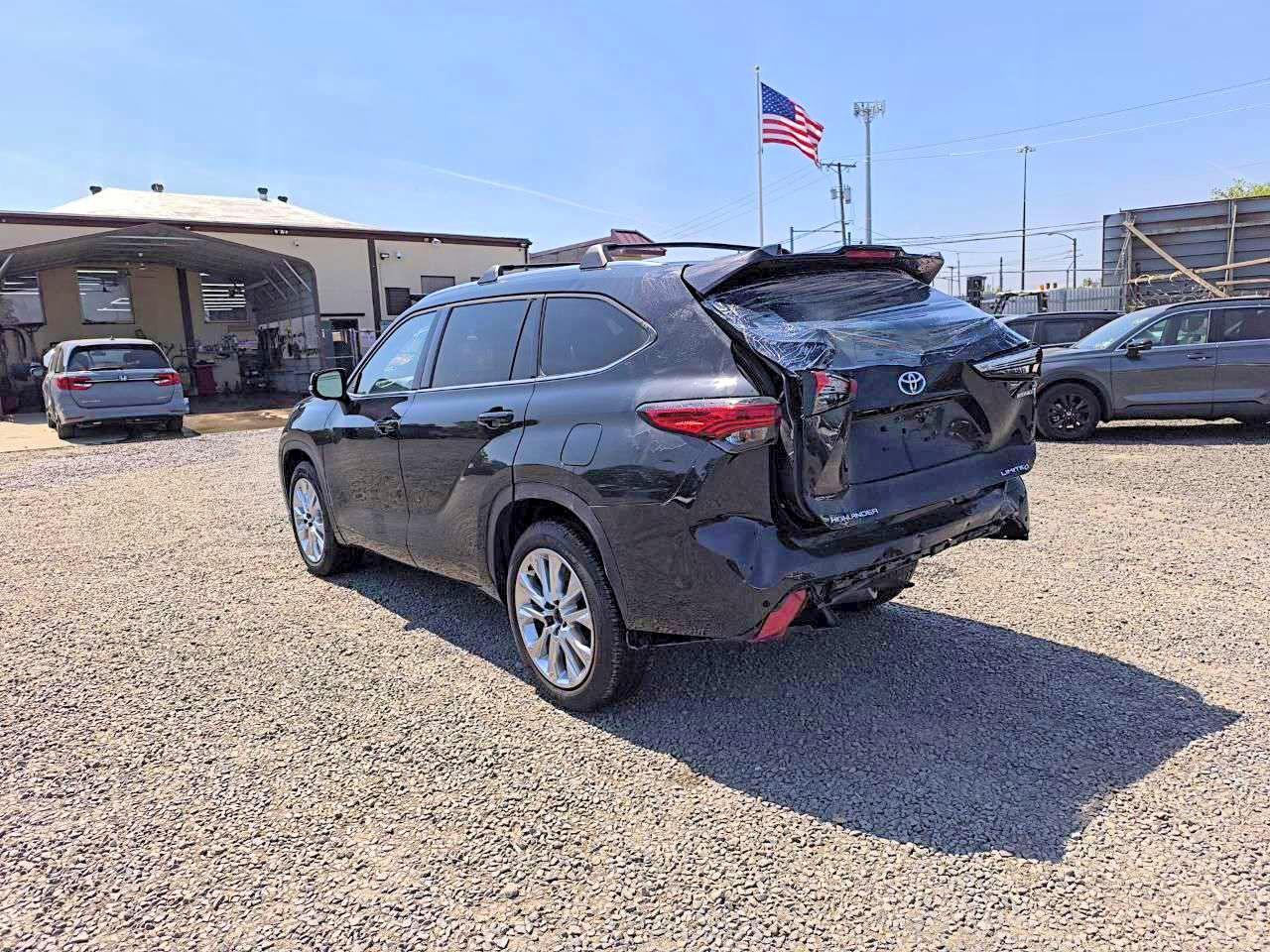 2023 Toyota Hlndr Hyb - Image 2