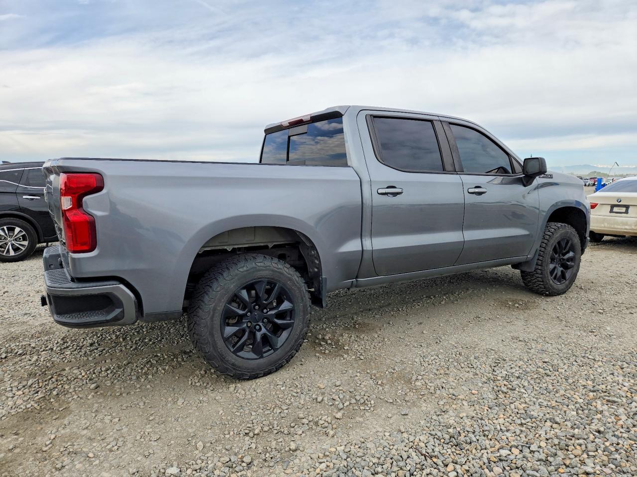 2021 Chevrolet Silverado K1500 Rst - Фото 3
