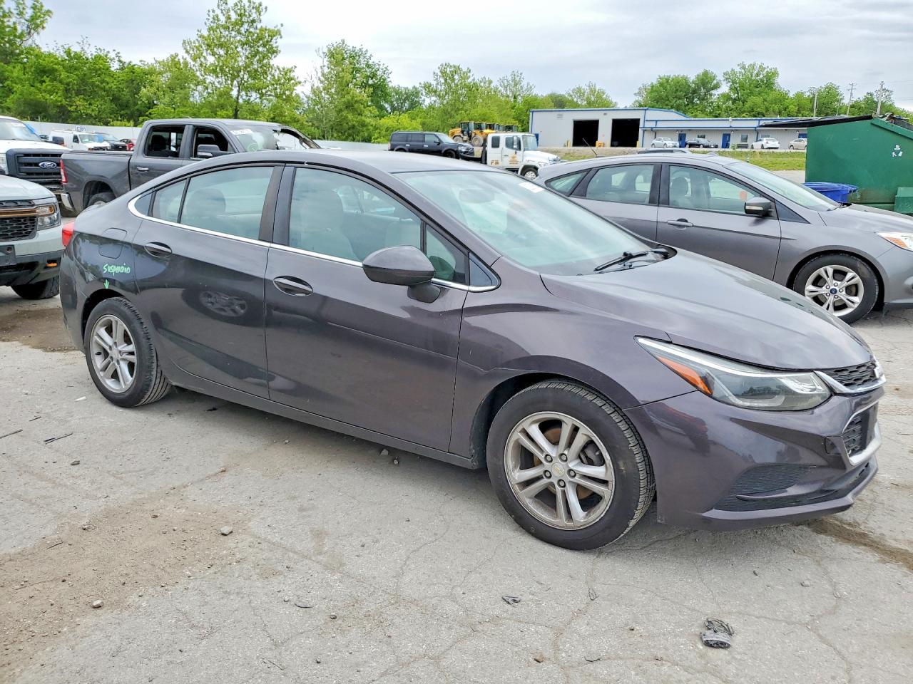 2017 Chevrolet Cruze Lt - Фото 4