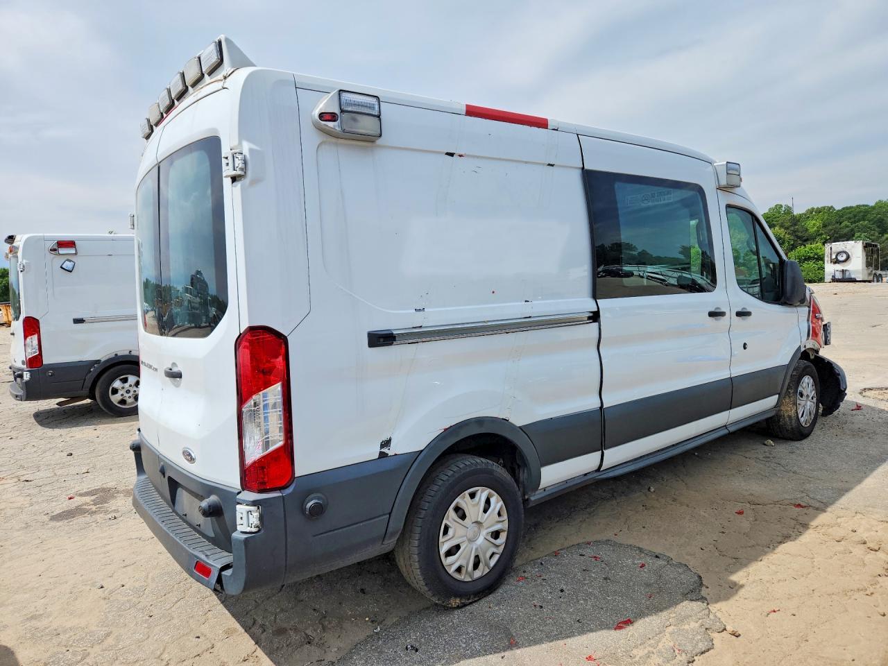 2017 Mccoy Miller R2Cb Ambulance - Фото 3