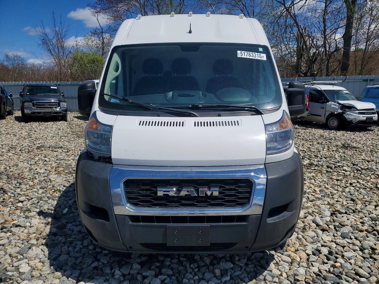 2019 Ram Promaster 1500 Delivery Van - Фото 5
