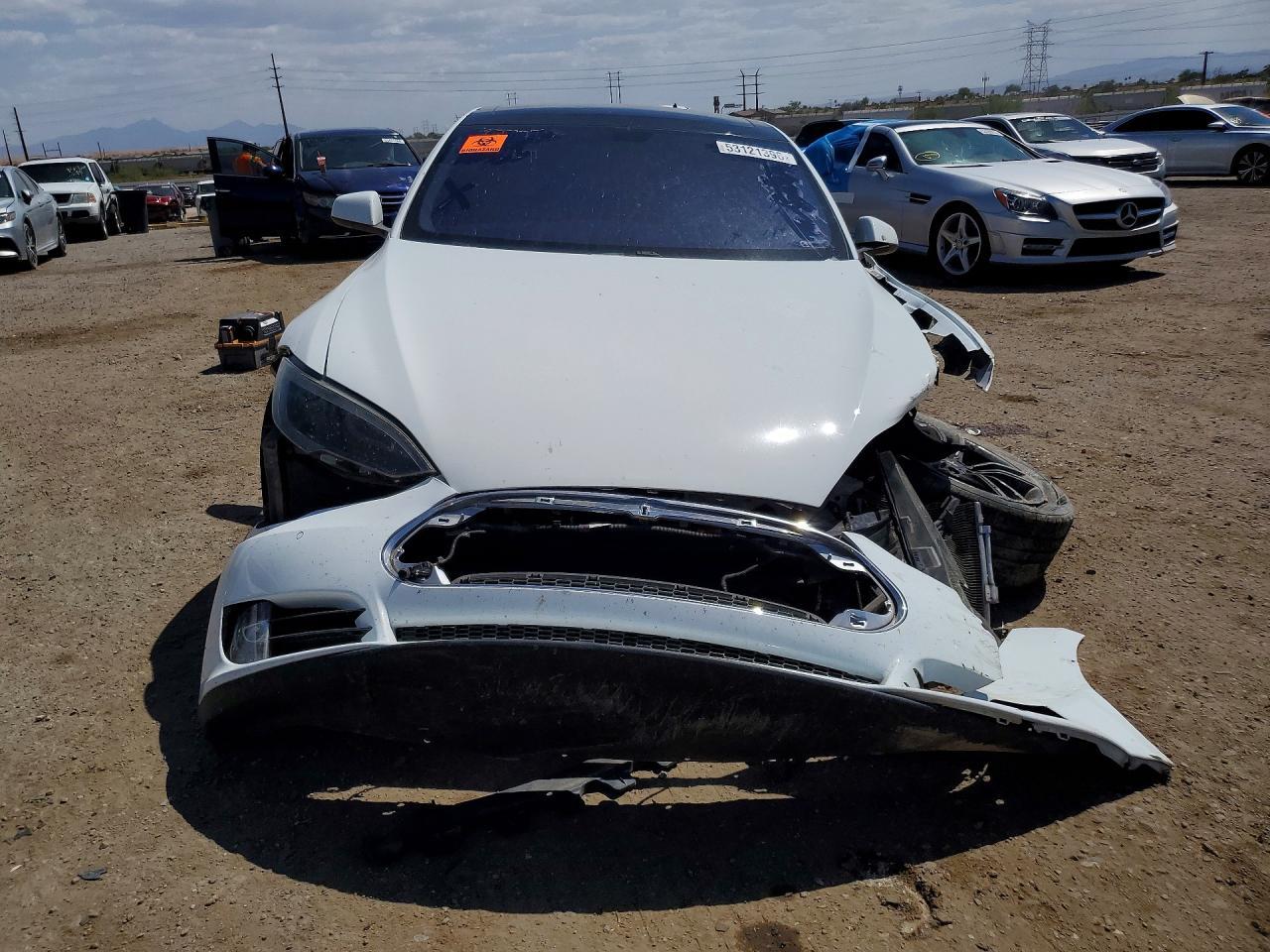 2014 Tesla Model S - Фото 5
