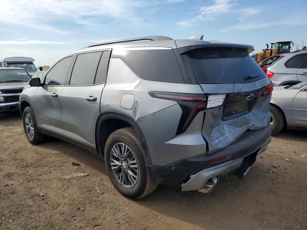 2026 Chevrolet Traverse Lt - Image 2