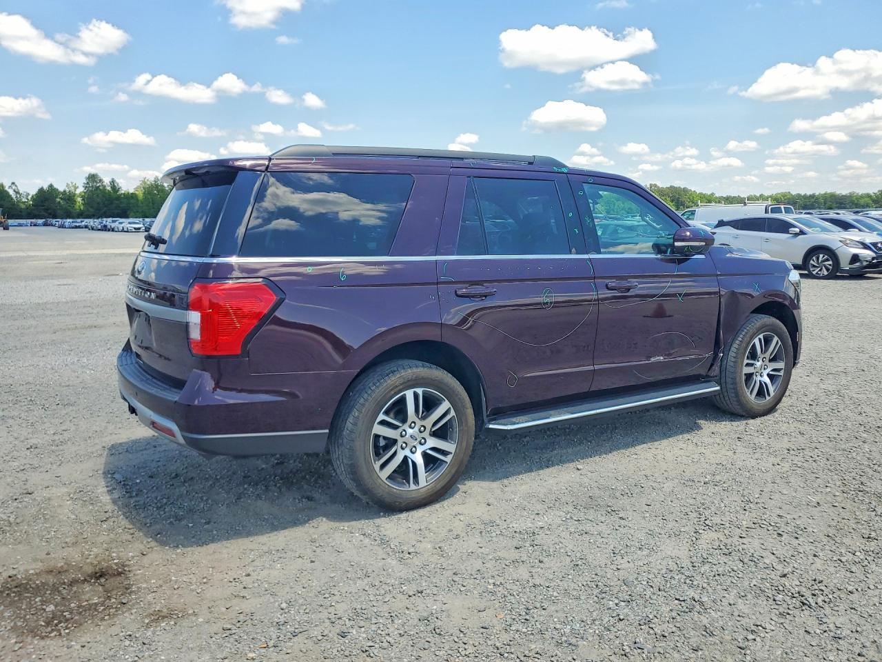 2023 Ford Expedition Xlt - Image 3