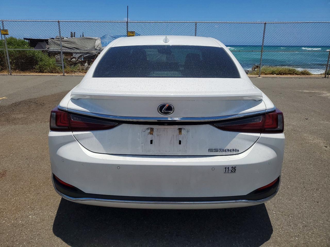 2019 Lexus Es 300H - Image 6