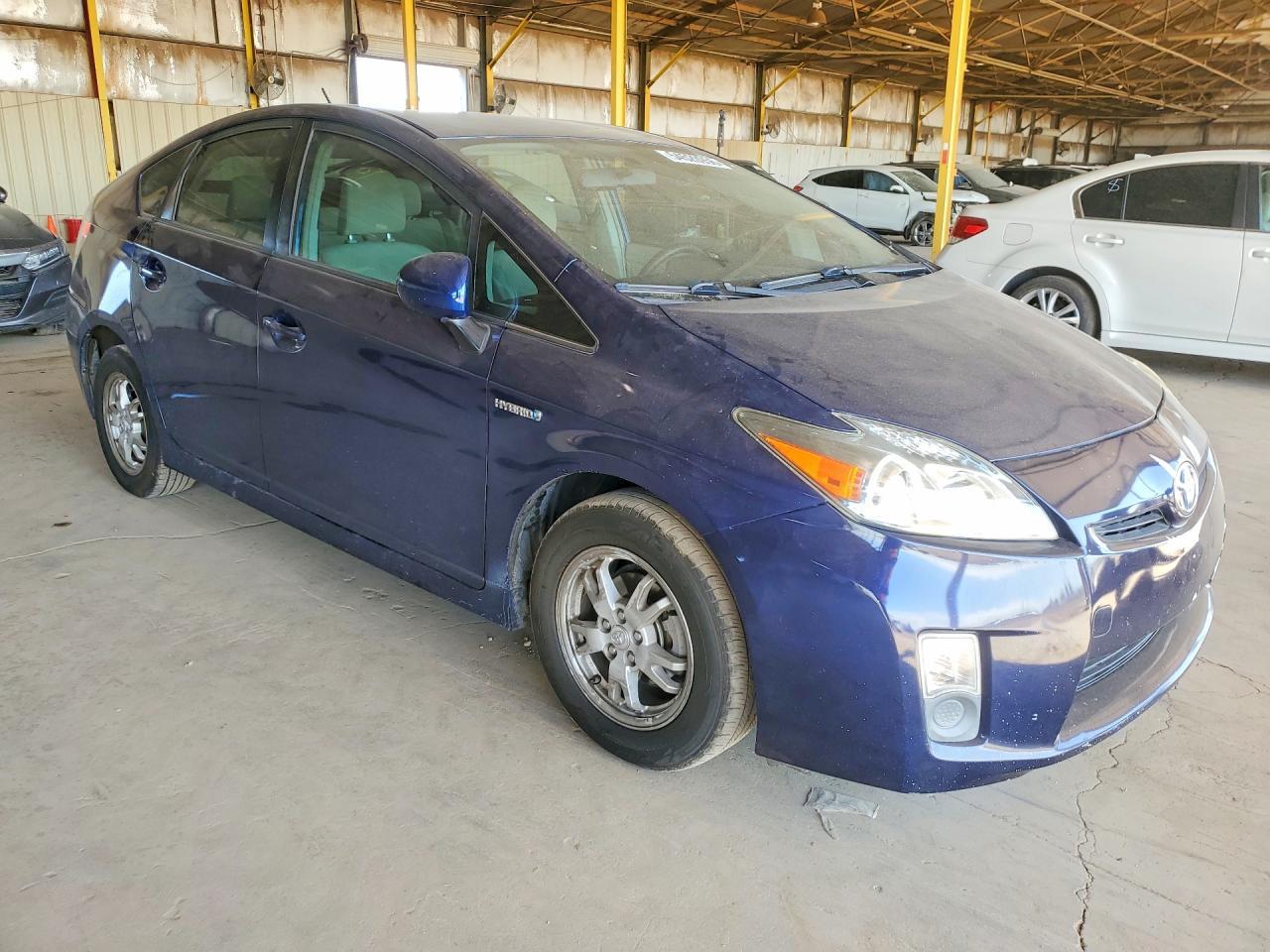 2010 Toyota Prius Iii - Image 4