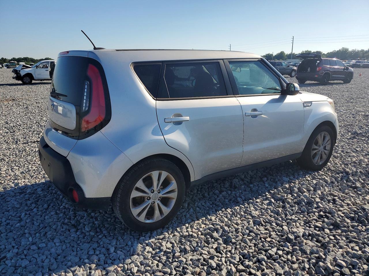 2015 Kia Soul + - Image 3