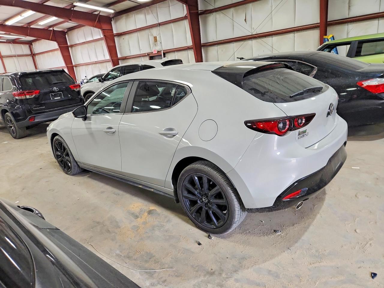 2024 Mazda 3 Select Sport - Фото 2