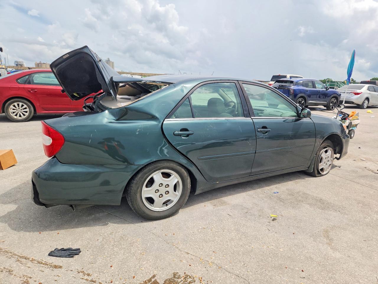 2003 Toyota Camry Le V6 - Фото 3