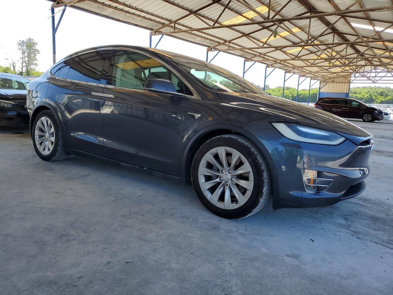 2017 Tesla Model X - Image 4