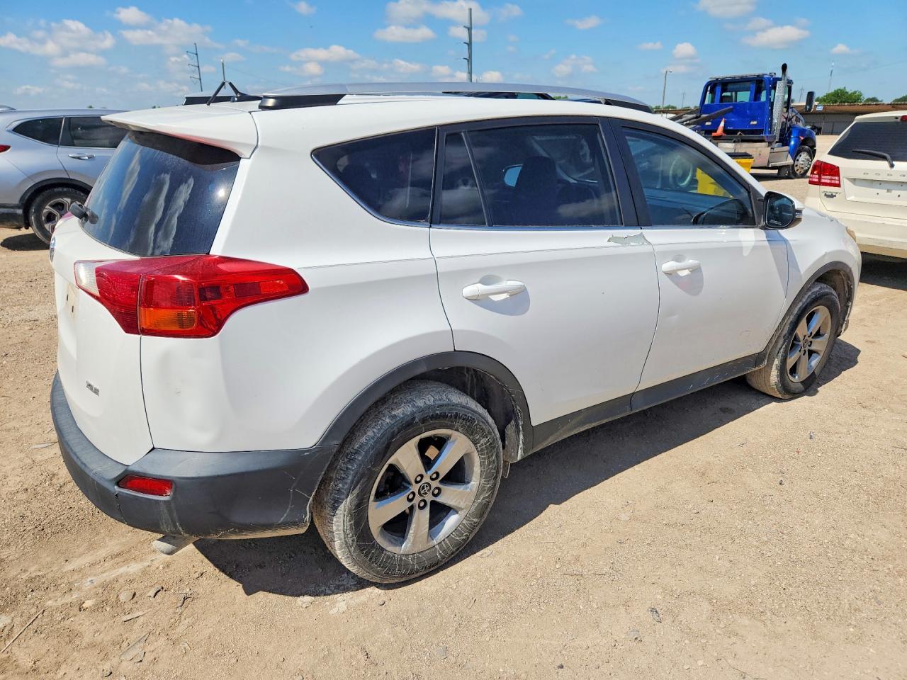 2015 Toyota Rav4 Xle - Фото 3