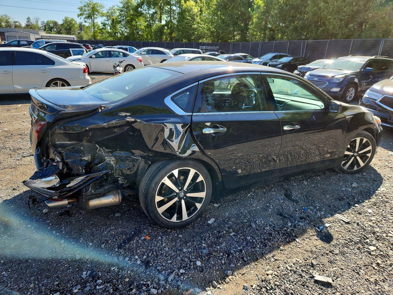2018 Nissan Altima 2.5 Sr - Фото 3