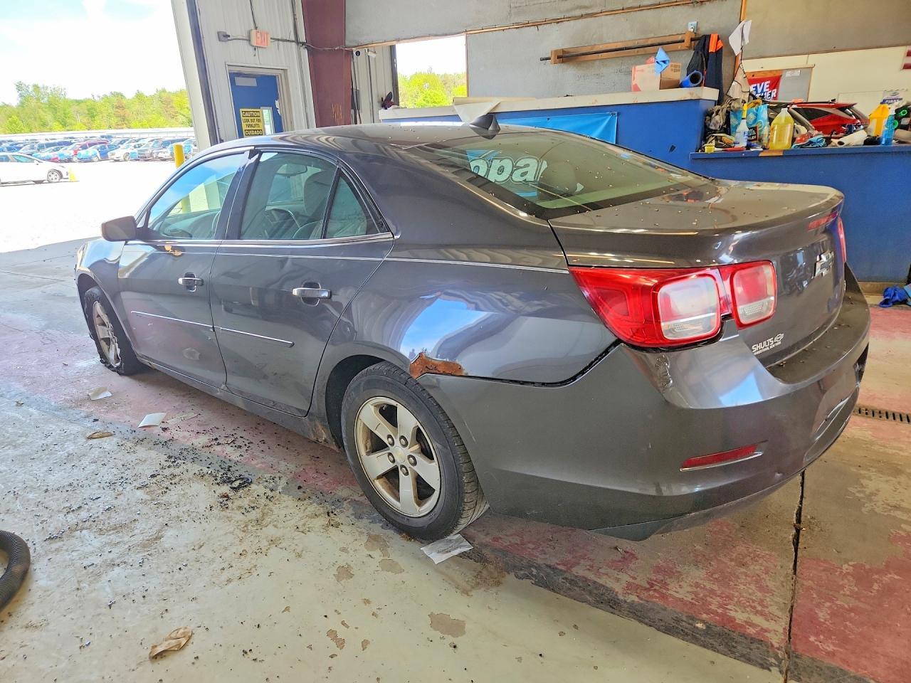 2013 Chevrolet Malibu Ls - Фото 2