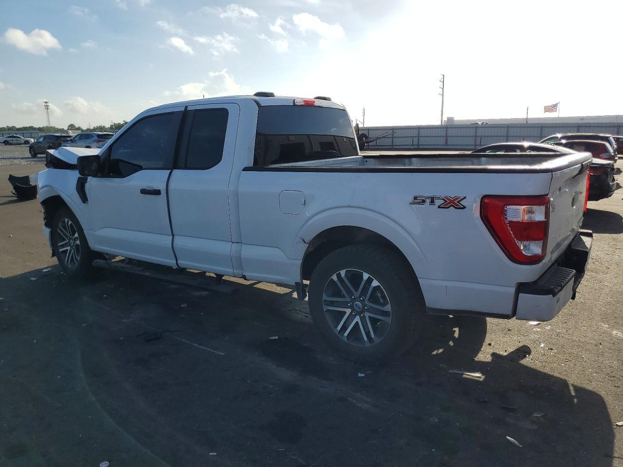 2023 Ford F150 Super Cab - Фото 2