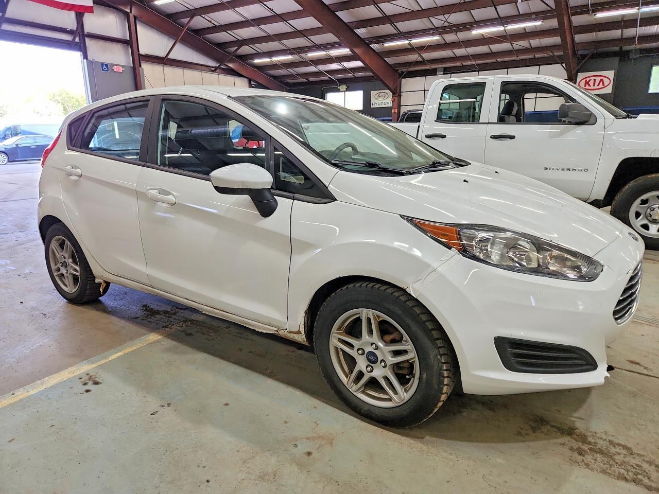 2018 Ford Fiesta Se - Фото 4