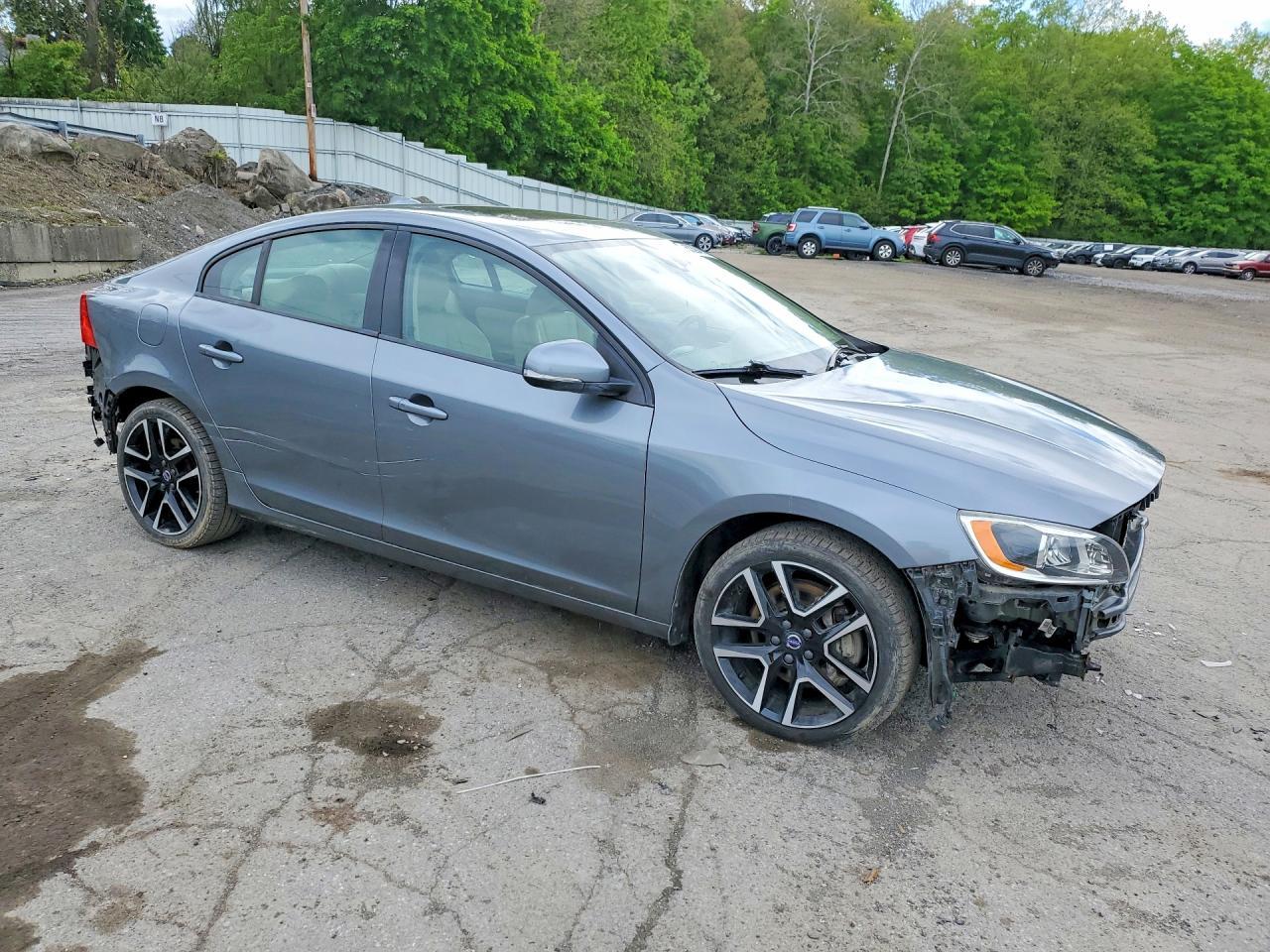 2017 Volvo S60 Dynamic - Фото 4