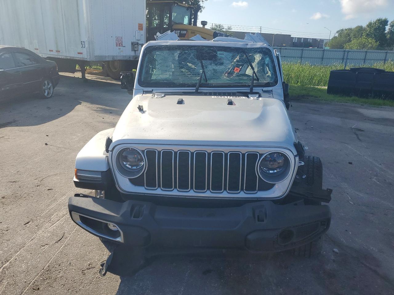 2024 Jeep Wrangler Sahara - Фото 5