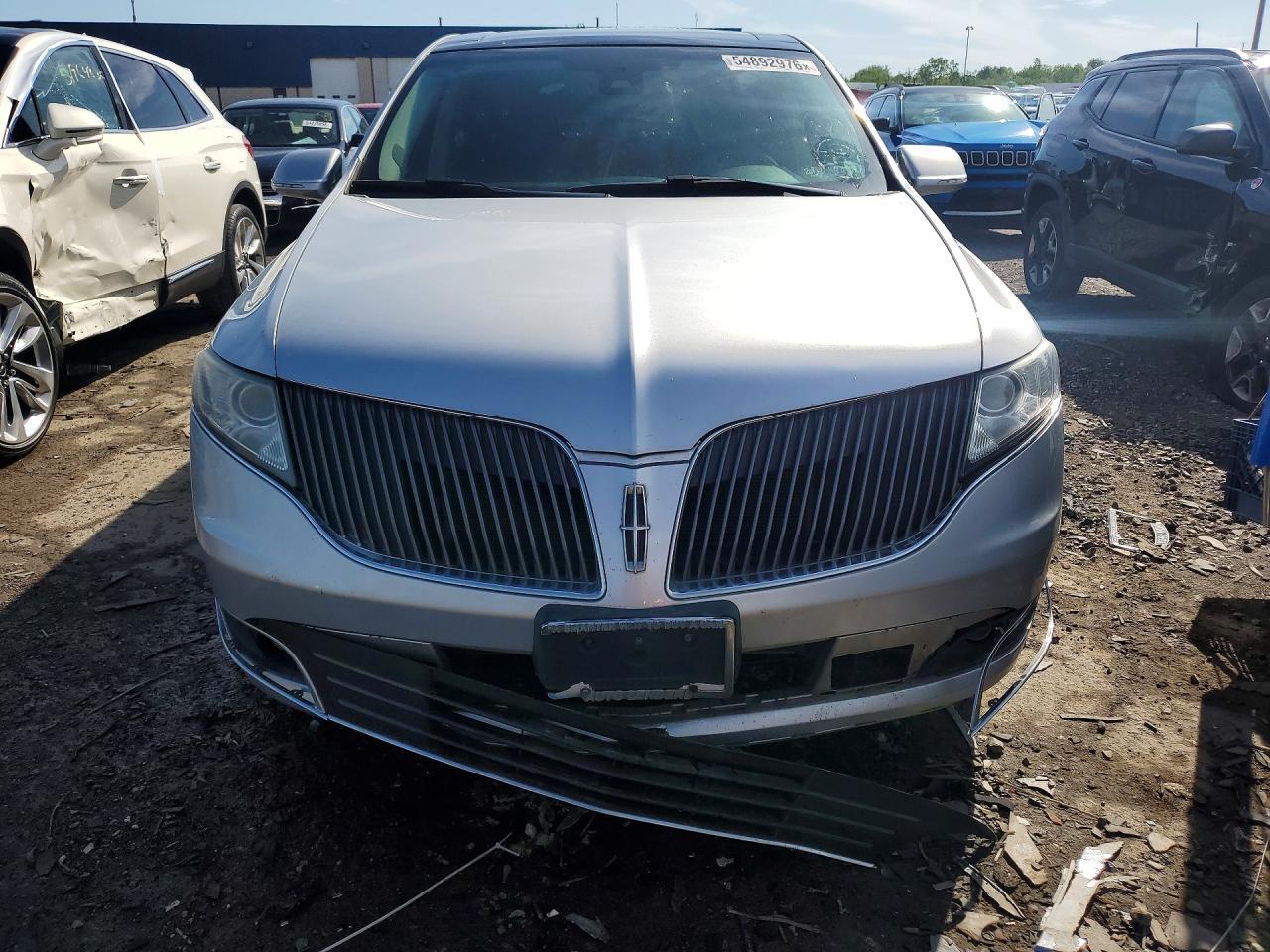 2016 Lincoln Mkt - Фото 5