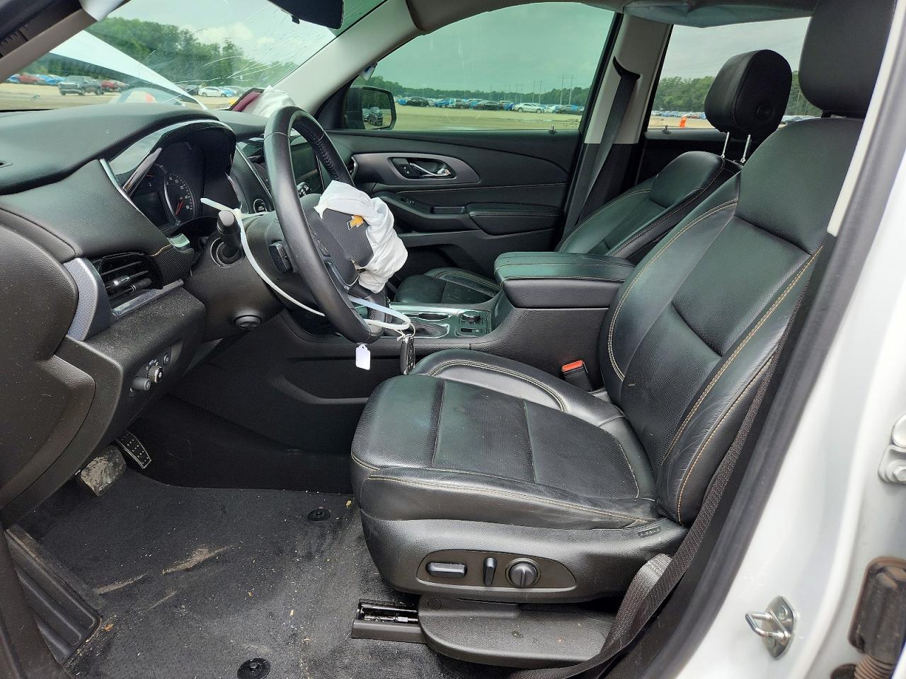 2021 Chevrolet Traverse Premier - Фото 7