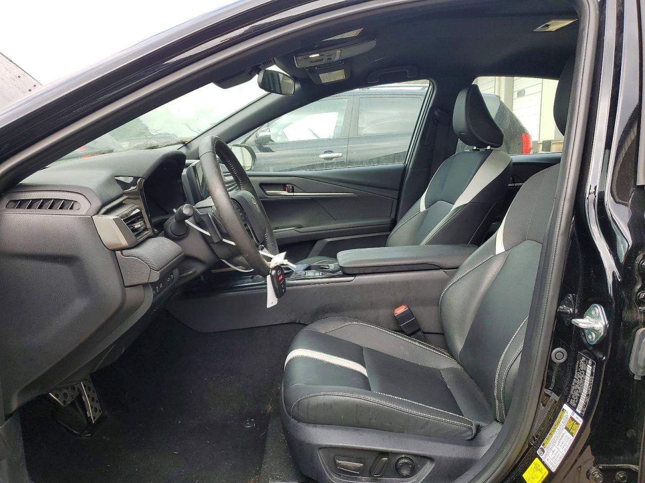 2025 Toyota Camry Se - Фото 7