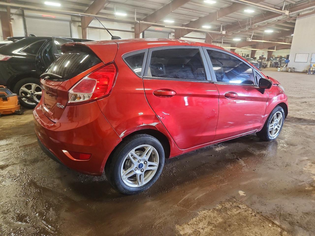 2019 Ford Fiesta Se - Image 3