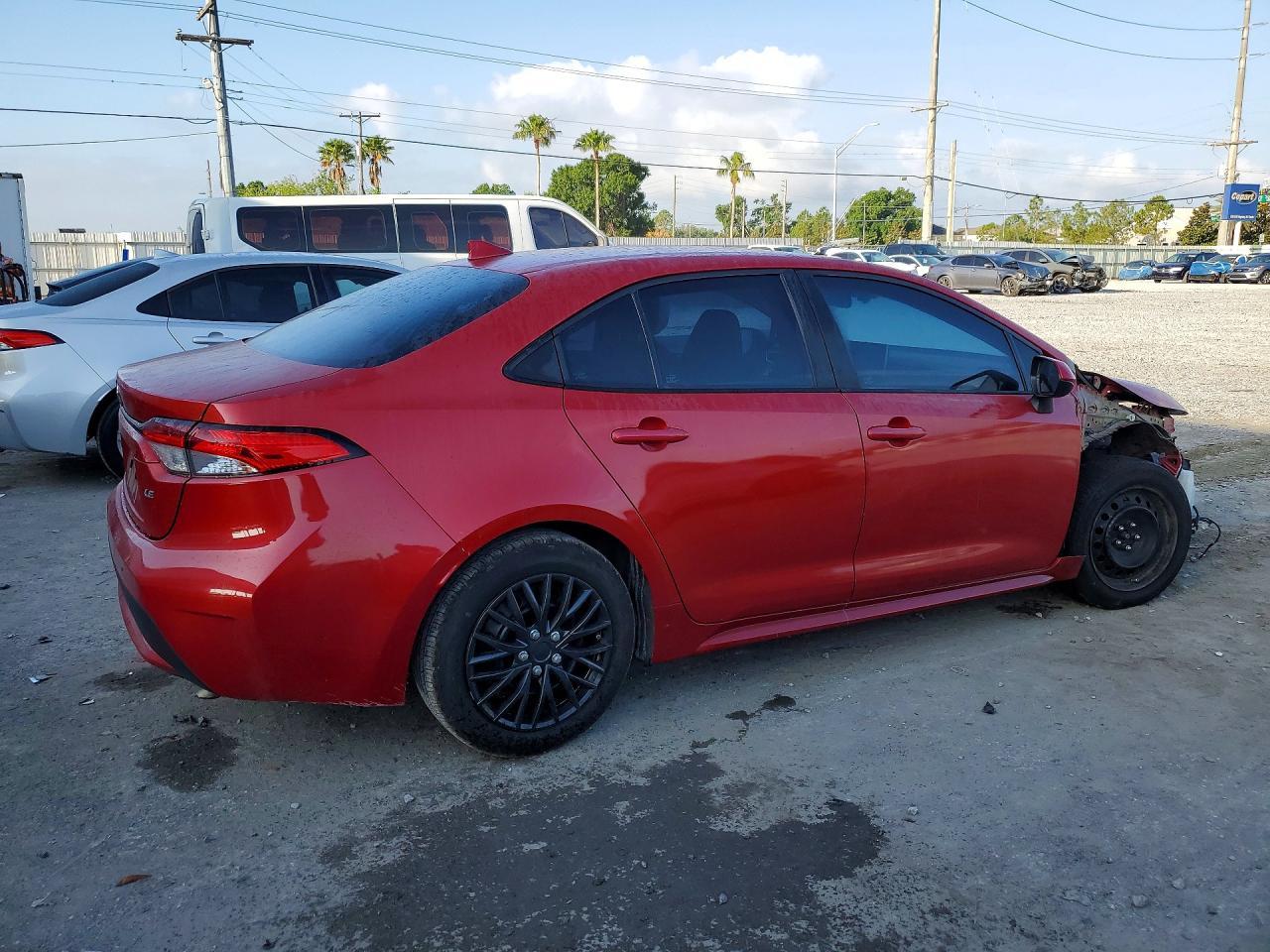 2021 Toyota Corolla Le - Image 3