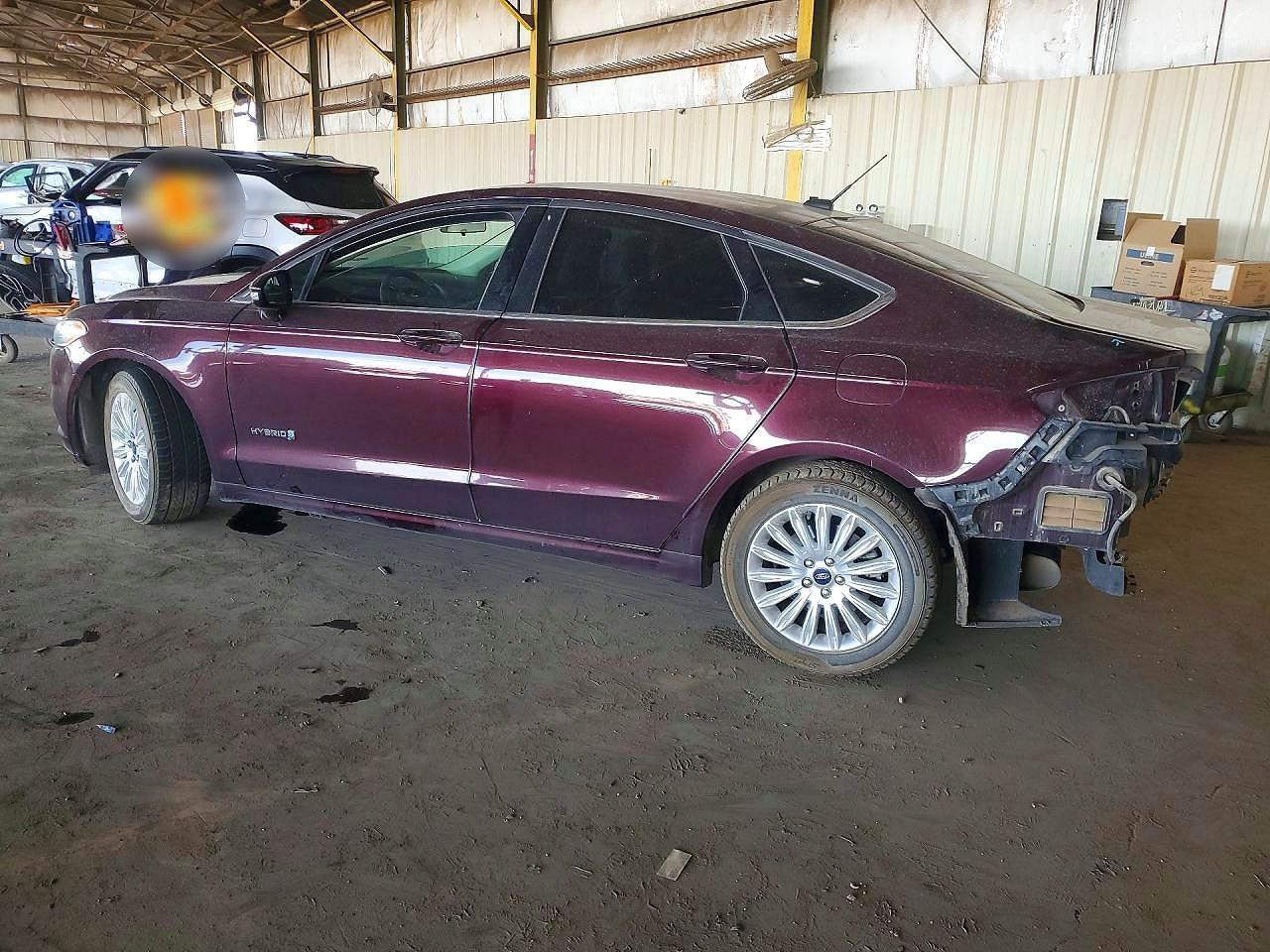 2013 Ford Fusion Se Hybrid - Image 2