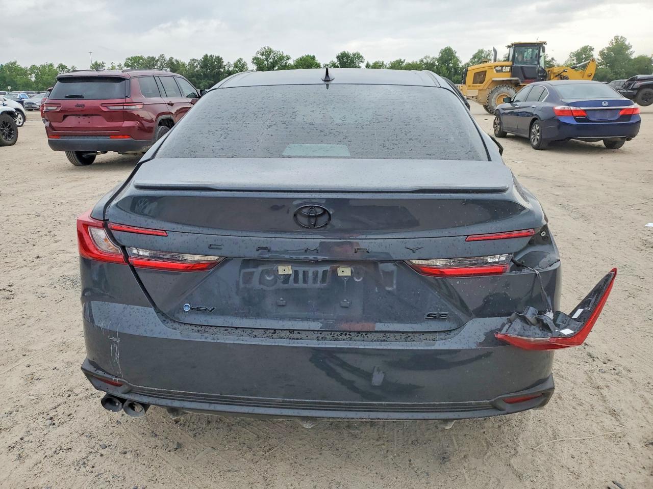 2025 Toyota Camry - Image 6