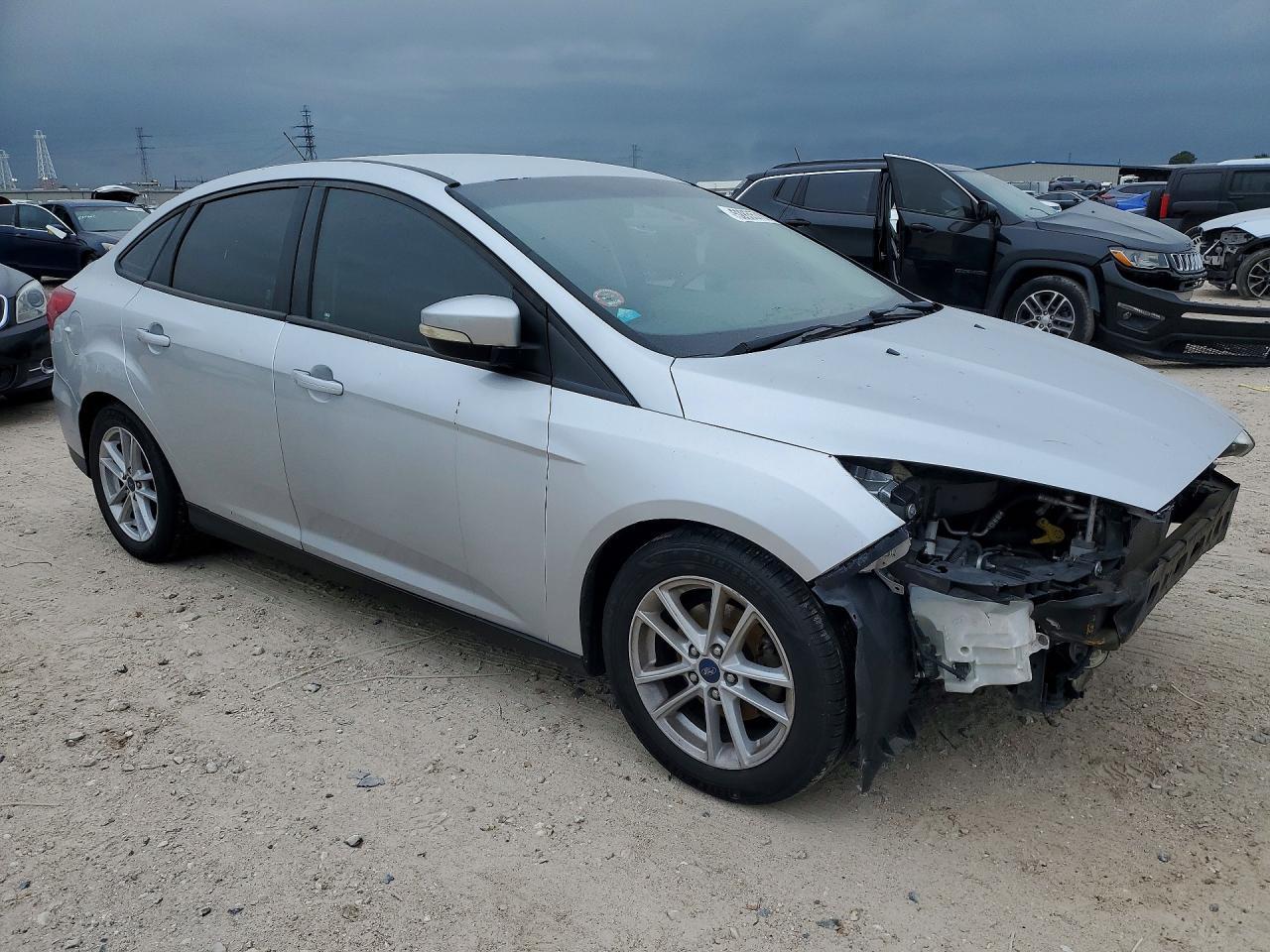 2016 Ford Focus Se - Image 4