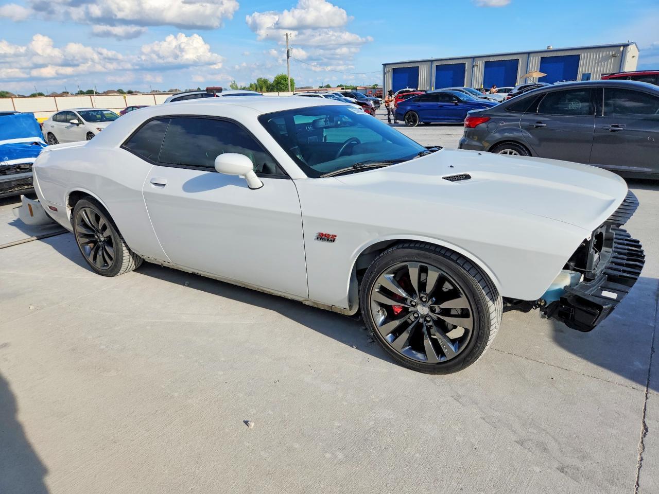 2014 Dodge Challenger Srt-8 - Image 4