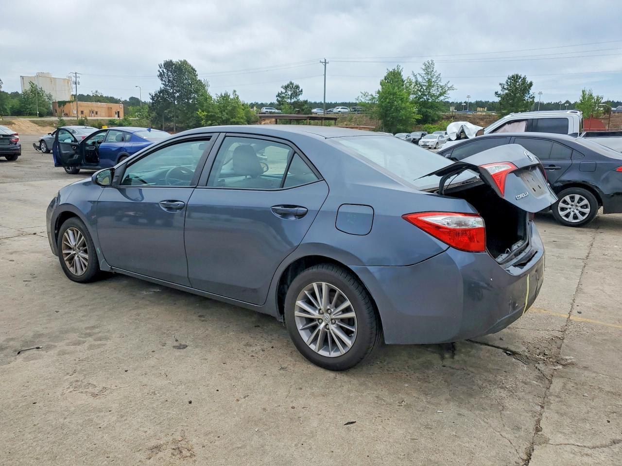 2014 Toyota Corolla Le Plus - Image 2
