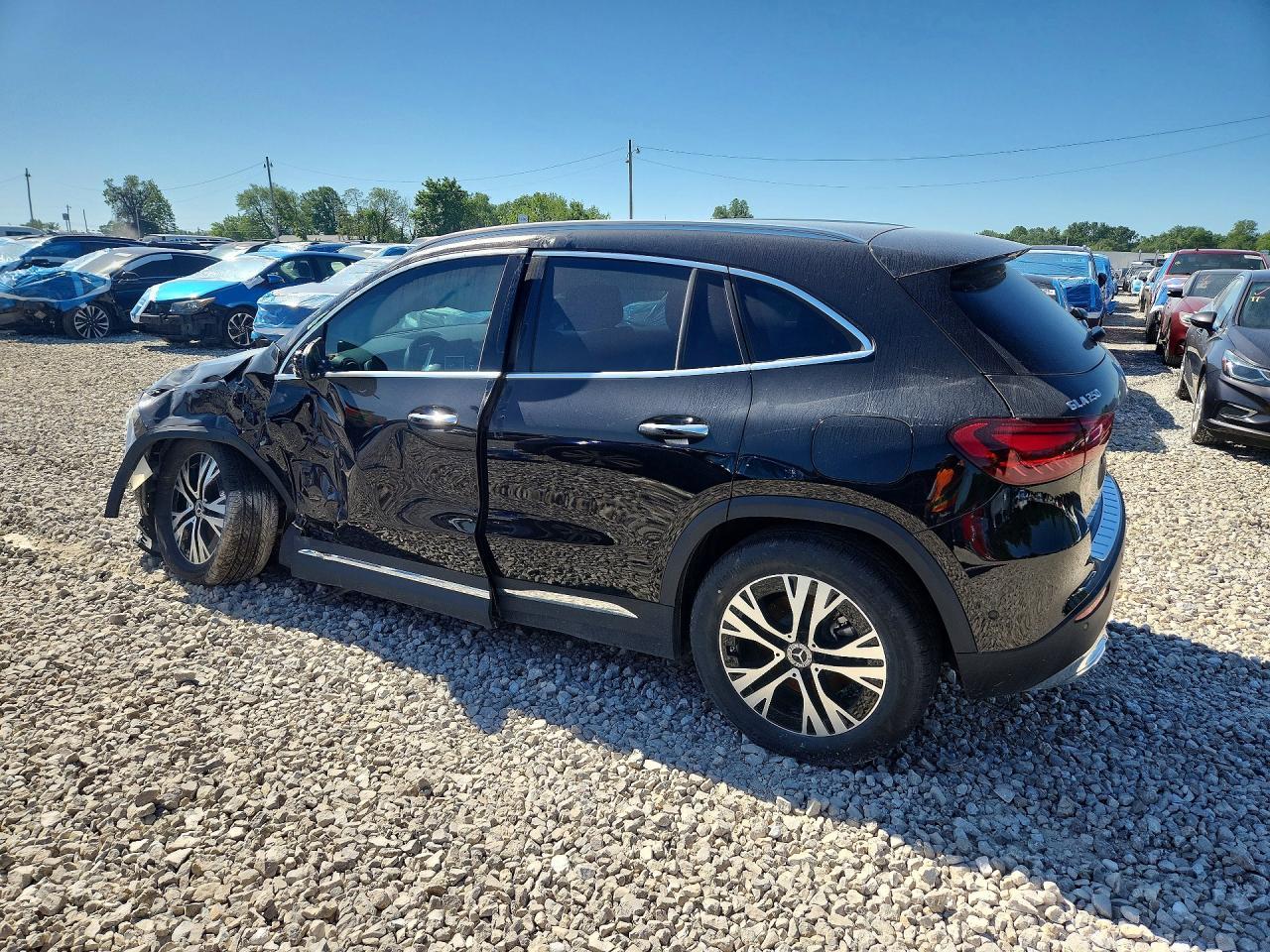 2025 Mercedes-Benz Gla 250 4Matic - Image 2