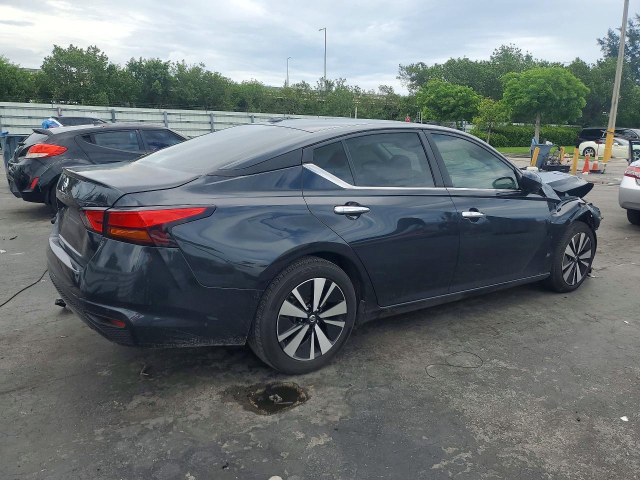 2021 Nissan Altima Sv - Фото 3