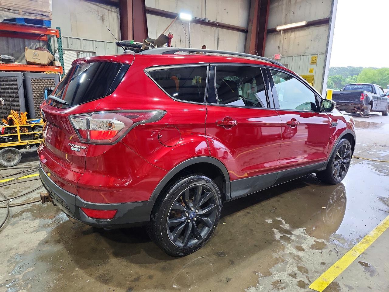 2017 Ford Escape Titanium - Image 3