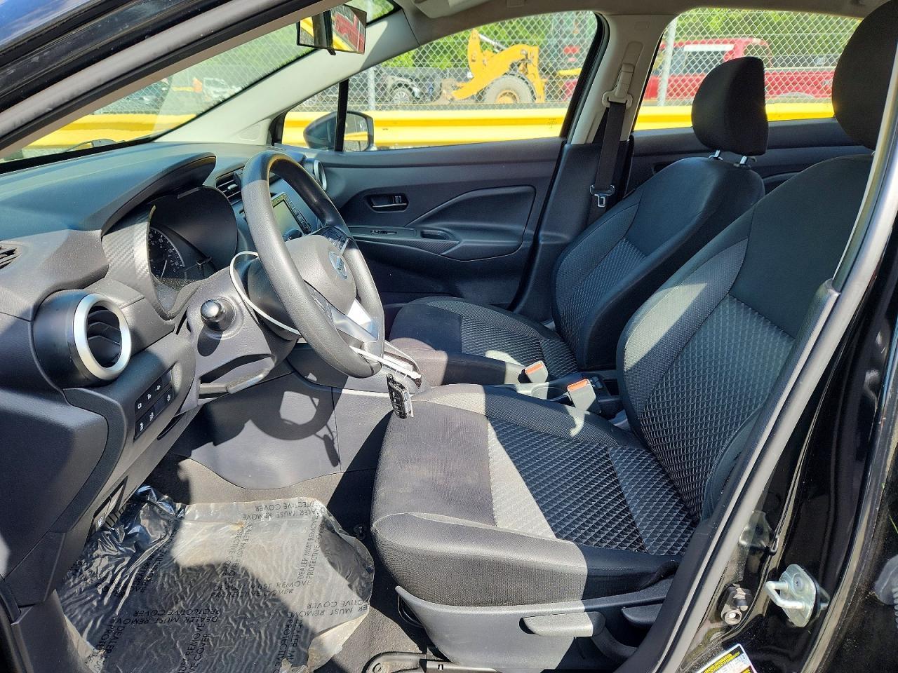 2020 Nissan Versa S - Фото 7