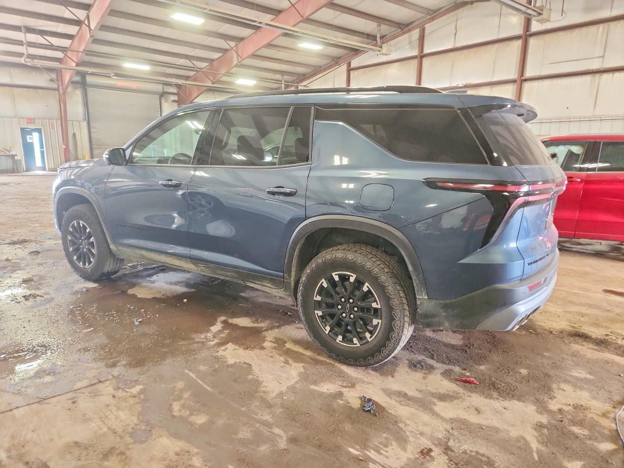 2026 Chevrolet Traverse Z71 - Фото 2
